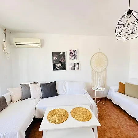 Charming & Cosy * Τορρεμολίνος