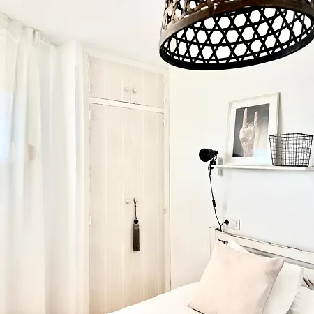 Διαμέρισμα Charming & Cosy Τορρεμολίνος